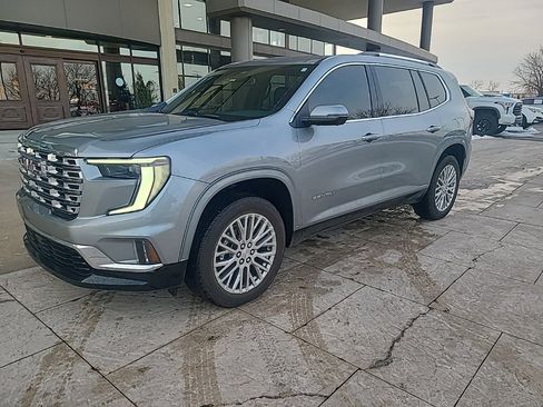 Used 2024 GMC Acadia Denali image 1