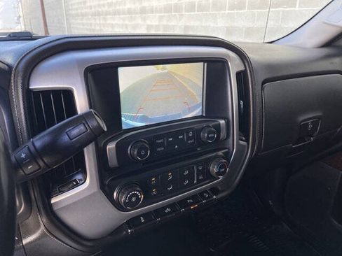 Used 2017 GMC Sierra 1500 SLE w/ Suspension Package, Off-Road AWD/4WD image 19