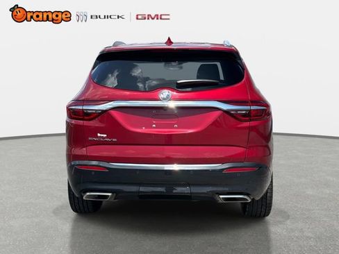 Used 2021 Buick Enclave Essence w/ Sound and Sites Package FWD image 4