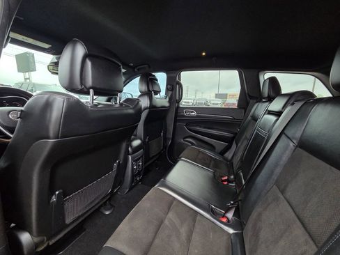 Used 2020 Jeep Grand Cherokee Altitude image 28