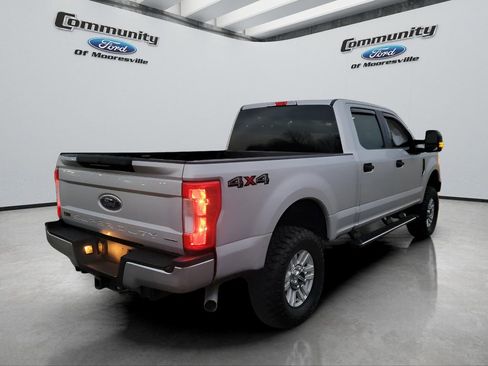 Used 2017 Ford F250 XL w/ STX Appearance Package image 8