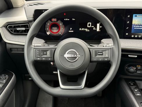 New 2026 Nissan Kicks SV image 25