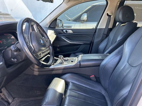 Used 2020 BMW X7 xDrive40i w/ Premium Package image 6