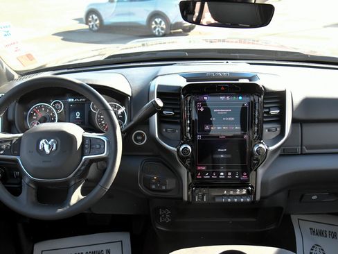 Used 2025 RAM 2500 Big Horn image 40