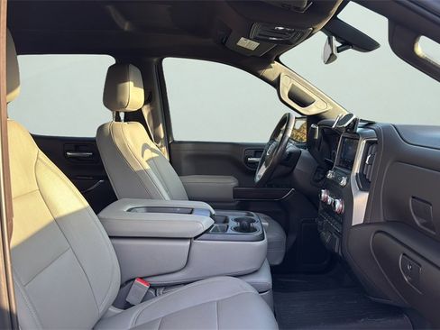 Used 2021 GMC Sierra 1500 SLT image 18