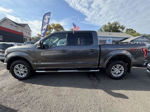 Used 2017 Ford F150 Lariat w/ Equipment Group 501A Mid AWD/4WD image 6