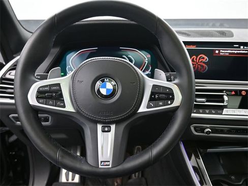 Used 2023 BMW X5 sDrive40i w/ Executive Package image 2