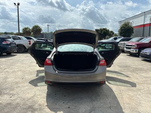 Used 2023 Chevrolet Malibu LT FWD image 14