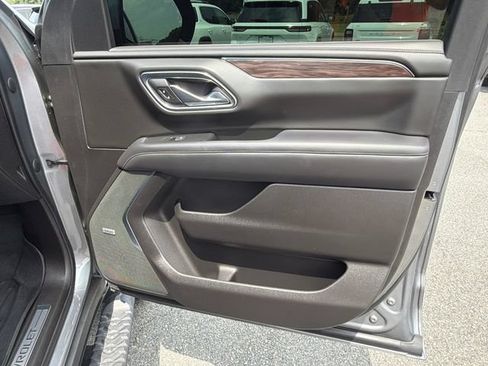Used 2021 Chevrolet Tahoe Z71 AWD/4WD image 14