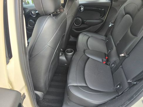 Used 2015 MINI Cooper S FWD image 11