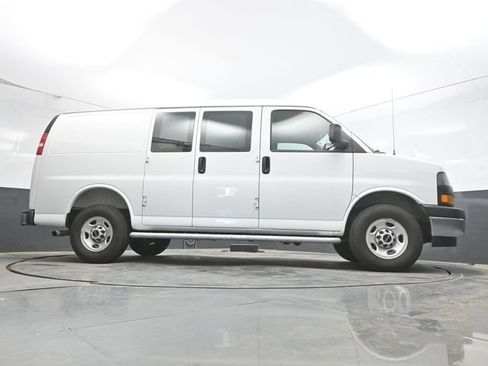Used 2025 GMC Savana 2500 w/ Driver Convenience Package RWD image 43