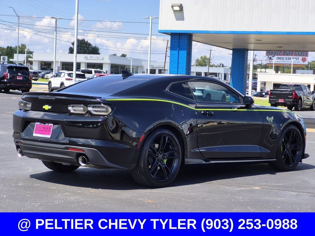 Used 2022 Chevrolet Camaro LT w/ RS Package RWD image 6