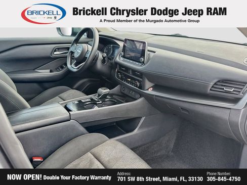 Used 2024 Nissan Rogue SV FWD image 14
