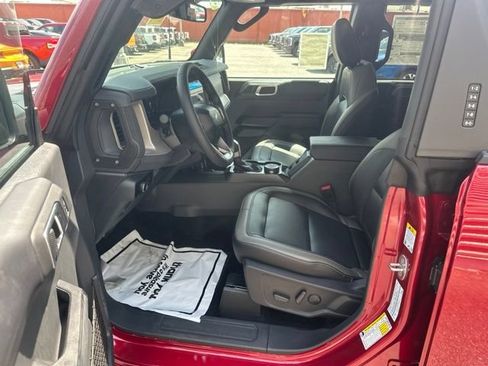 New 2026 Ford Bronco Outer Banks AWD/4WD image 15