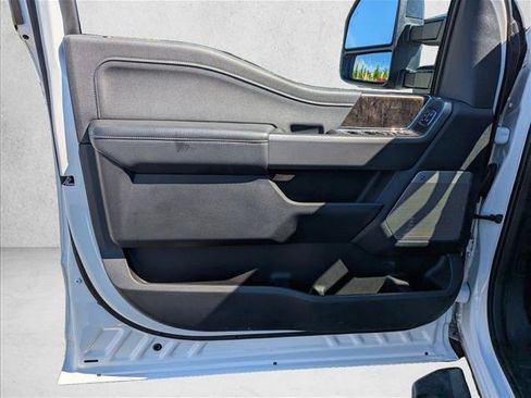 Used 2026 Ford F250 Lariat AWD/4WD image 22