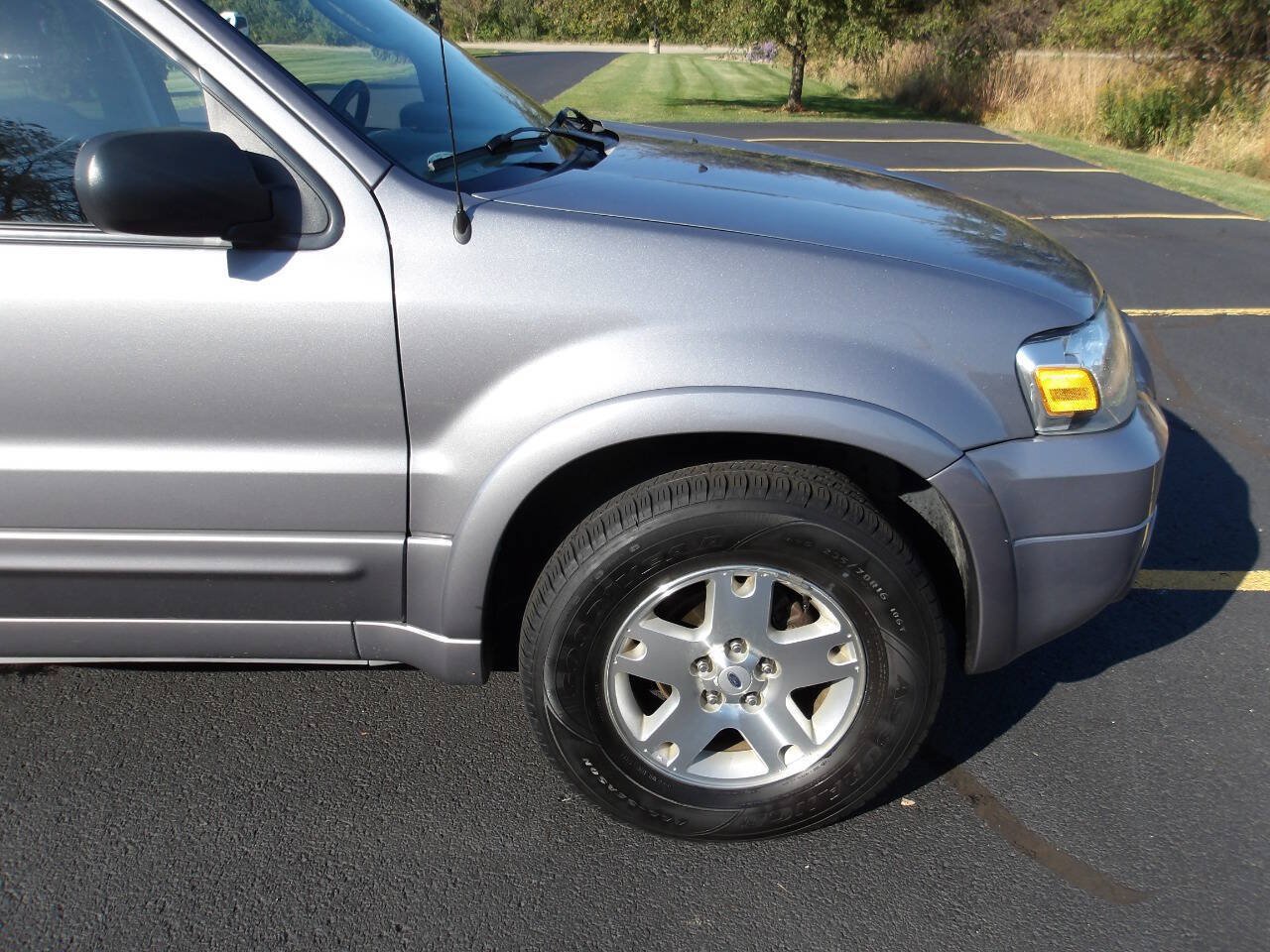 Used 2007 Ford Escape Limited FWD image 29