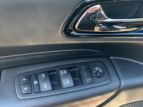 Used 2024 Dodge Durango GT image 12