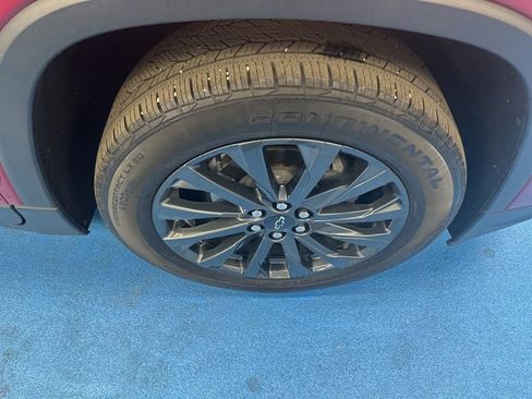 Certified 2023 Chevrolet Traverse RS image 3