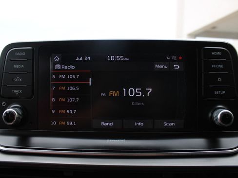 Used 2020 Kia Telluride S FWD image 19