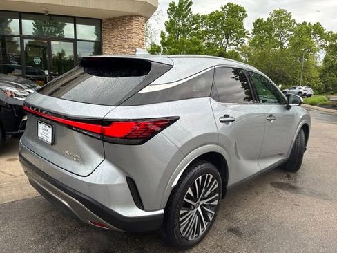 Used 2023 Lexus RX 350 w/ Accessory Package (Z1) AWD/4WD image 3