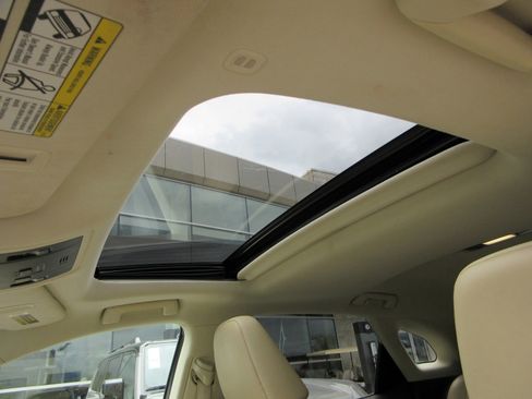 Used 2016 Lexus RX 450h AWD w/ Cold Weather Package image 17