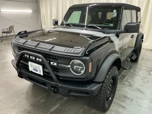 Used 2023 Ford Bronco Black Diamond AWD/4WD image 9