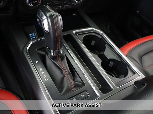 Used 2018 Ford F150 Lariat w/ Equipment Group 502A Luxury AWD/4WD image 6