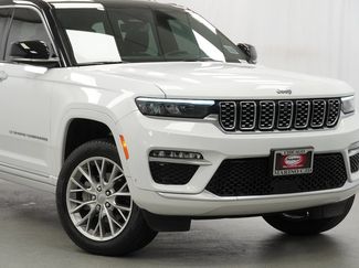 Certified 2022 Jeep Grand Cherokee Summit w/ Adv Protech Group IV AWD/4WD video 3