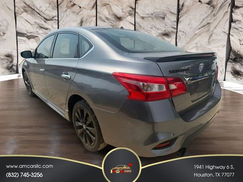 Used 2017 Nissan Sentra SR Turbo w/ SR Midnight Edition FWD image 11