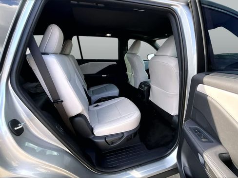Used 2025 Lexus TX 350 AWD w/ Technology Package image 20
