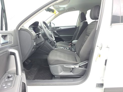 Used 2023 Volkswagen Tiguan S image 13