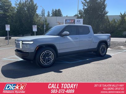 Used 2025 Rivian R1T Adventure