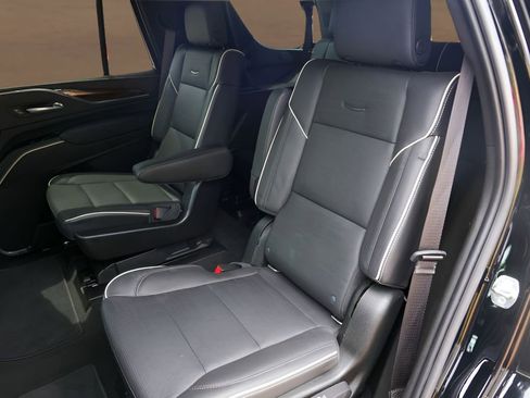 Used 2021 Cadillac Escalade Premium Luxury w/ Driver Assist Tech Package AWD/4WD image 26