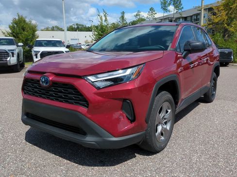 Certified 2024 Toyota RAV4 LE AWD/4WD image 2