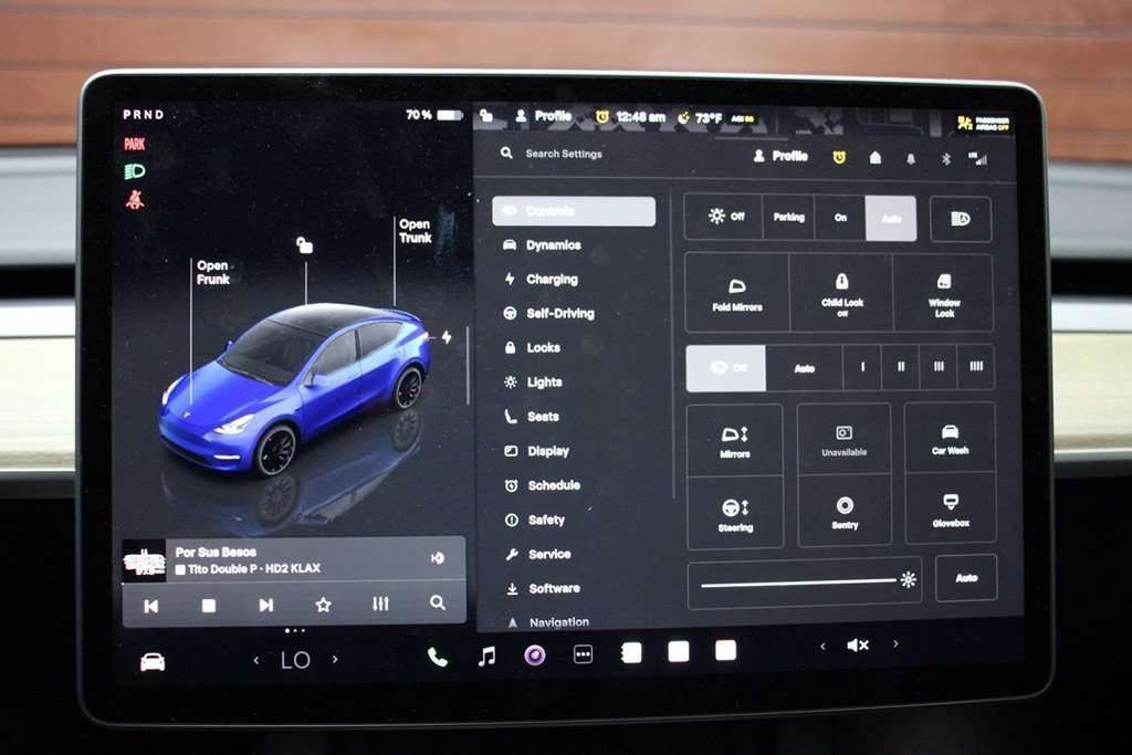 Used 2023 Tesla Model Y Performance AWD/4WD image 28