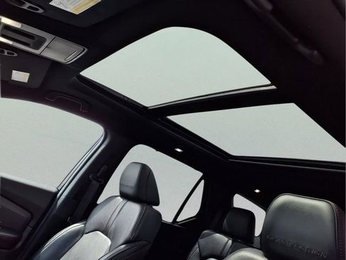 Used 2025 Honda Pilot Black Edition image 20