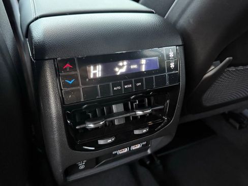 New 2025 Jeep Grand Cherokee L Altitude image 25