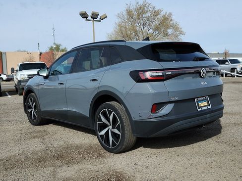 Used 2023 Volkswagen ID.4 Pro S image 8