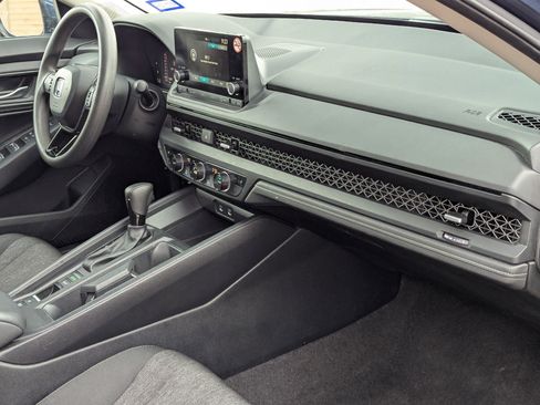 Used 2024 Honda Accord EX image 28
