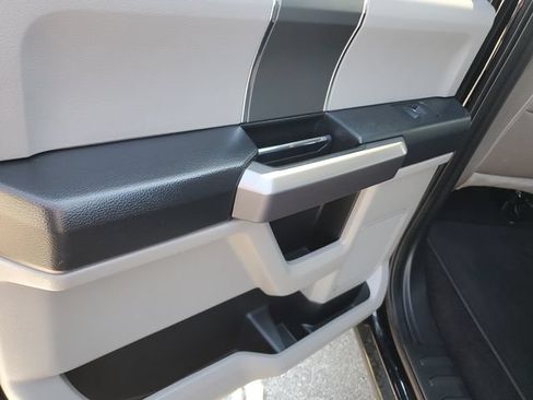 Used 2018 Ford F150 XLT w/ Equipment Group 302A Luxury AWD/4WD image 16