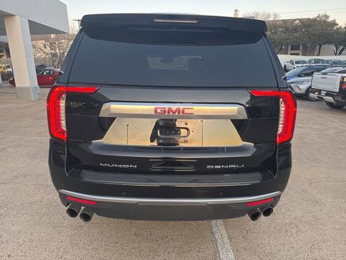 Used 2023 GMC Yukon Denali image 6