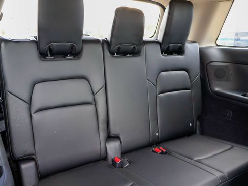 Used 2024 Nissan Pathfinder SL w/ SL Premium Package FWD image 12