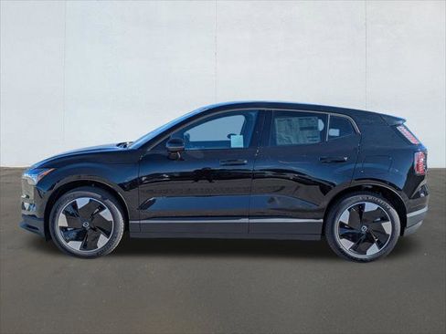 New 2026 Volvo EX30 Plus image 3