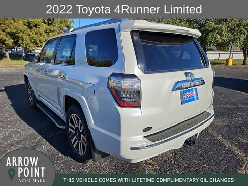 Used 2022 Toyota 4Runner Limited image 9