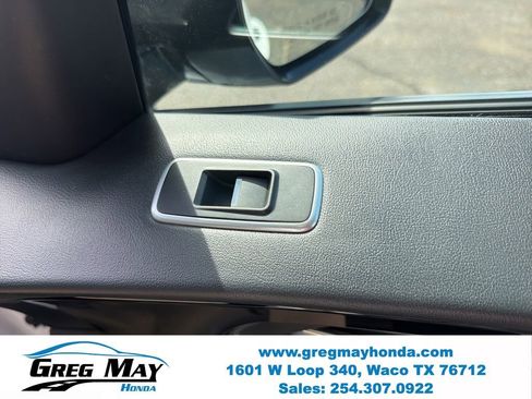 Used 2018 Jaguar F-PACE Premium AWD/4WD image 32