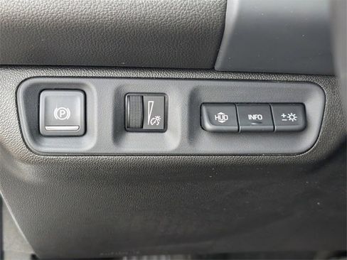 Used 2022 GMC Acadia Denali w/ Denali Ultimate Package image 23