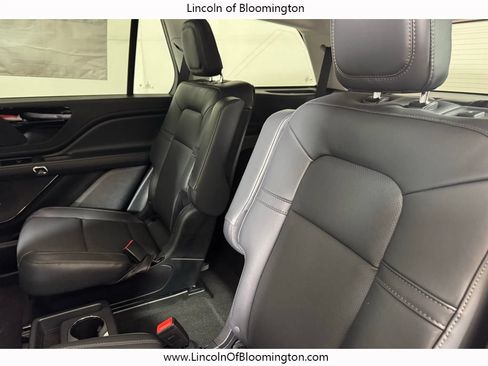 New 2026 Lincoln Aviator AWD w/ Jet Appearance Package image 53