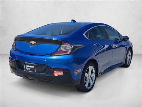 Used 2017 Chevrolet Volt LT FWD image 5