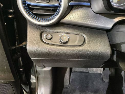 Used 2024 Chevrolet Trax LS image 16