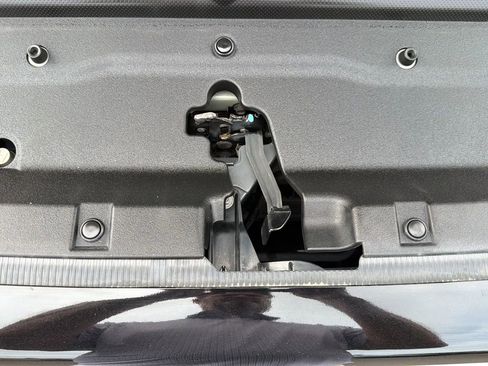 Used 2016 Toyota 4Runner Limited AWD/4WD image 32